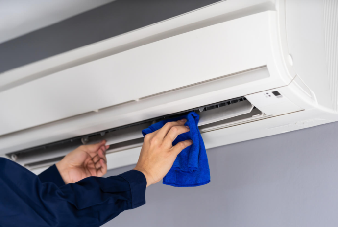 air conditioning cleaning in Gold Coast